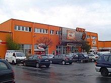 Wie die Baumarktkette OBI ihren Namen erhielt: Die Rolle der Franzosen