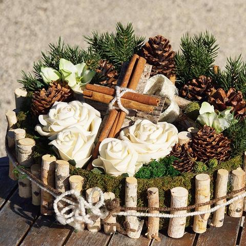 Modern, klassisch, natürlich: DIY Ideen für stilvolle Grabgestecke mit ausführlichen Bastelanleitungen Modern, klassisch, natürlich: DIY Ideen für stilvolle Grabgestecke mit ausführlichen Bastelanleitungen