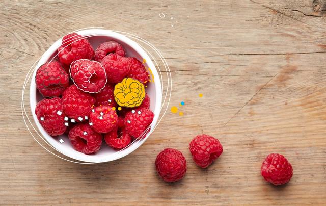 Giftige Beeren für Hunde: Was du vermeiden solltest Giftige Beeren für Hunde: Was du vermeiden solltest