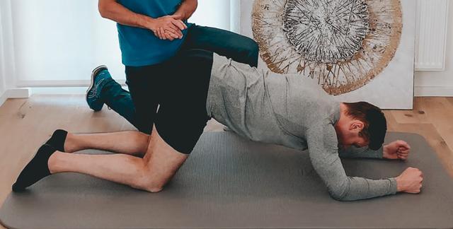 Bewegung statt Schmerzen: Effektive Übungen zur Korrektur des Hohlkreuzes Bewegung statt Schmerzen: Effektive Übungen zur Korrektur des Hohlkreuzes