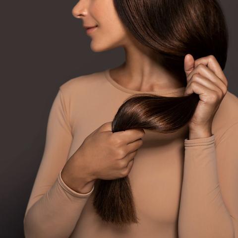 Praktische Tipps zur Vermeidung von Spliss: So bleibt Ihr Haar glänzend und gesund Praktische Tipps zur Vermeidung von Spliss: So bleibt Ihr Haar glänzend und gesund