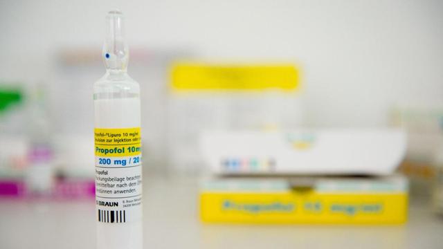 4. Propofol bei Narkoseeinleitung und Sedierung: Was Sie wissen sollten 4. Propofol bei Narkoseeinleitung und Sedierung: Was Sie wissen sollten