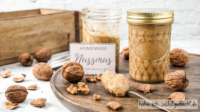 Schnell und einfach: Nussmus selber machen in weniger als 30 Minuten Schnell und einfach: Nussmus selber machen in weniger als 30 Minuten