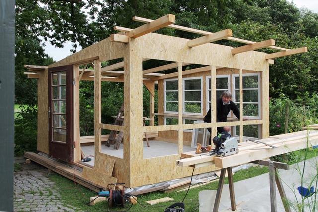 Schritt-für-Schritt-Anleitung: Eine Gartenlaube selber bauen Schritt-für-Schritt-Anleitung: Eine Gartenlaube selber bauen