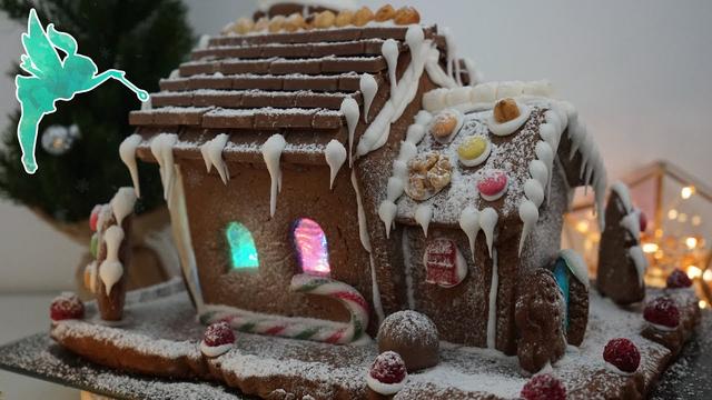 Genieße die Weihnachtszeit mit einem selbstgebackenen Lebkuchenhaus Genieße die Weihnachtszeit mit einem selbstgebackenen Lebkuchenhaus