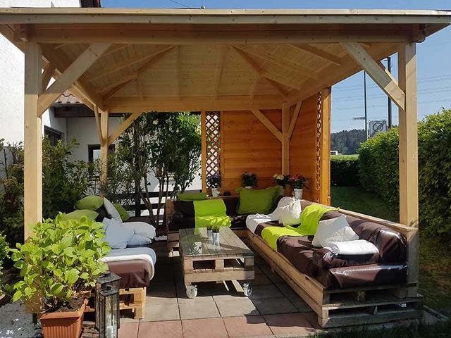 Bauanleitung für einen selbstgebauten Pavillon - ganz einfach! Bauanleitung für einen selbstgebauten Pavillon - ganz einfach!
