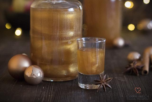 Selbstgemachter Bratapfel Likör: Eine köstliche Geschenkidee aus der eigenen Küche