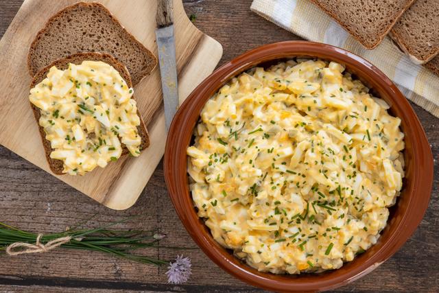 Traditioneller Eiersalat nach Omas Rezept Traditioneller Eiersalat nach Omas Rezept
