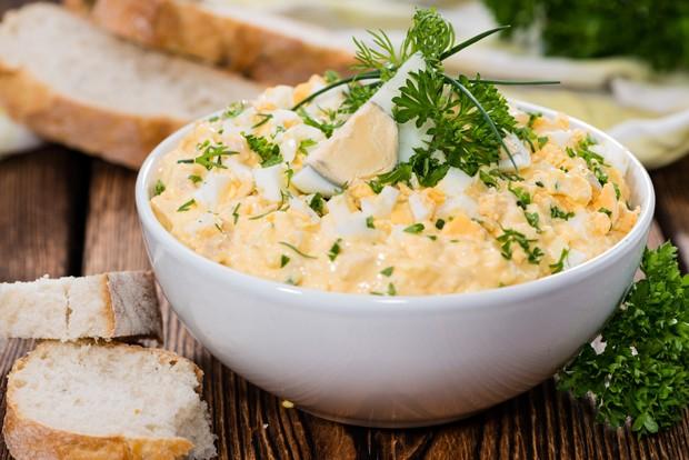 Schnell und einfach: Eiersalat selber zubereiten Schnell und einfach: Eiersalat selber zubereiten