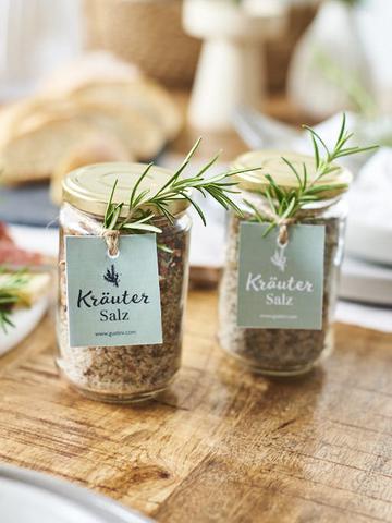 Kulinarischer Genuss: Mit diesem Rezept gelingt dir das perfekte Kräutersalz Kulinarischer Genuss: Mit diesem Rezept gelingt dir das perfekte Kräutersalz