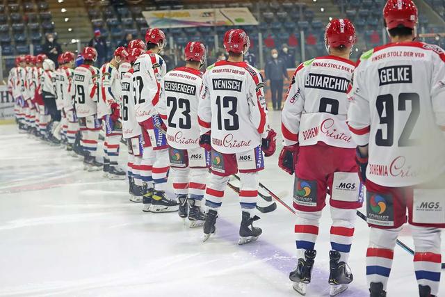 Spannende Eishockey-Partien der Selber Wölfe im Liveticker verfolgen