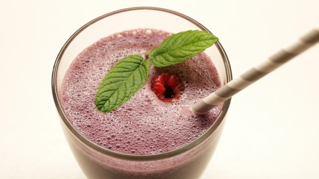 Selbstgemachte Eiweißshakes ohne künstliche Inhaltsstoffe