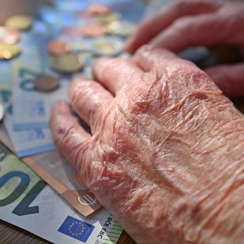 Auszahlung der Energiepauschale für Rentner: Wichtige Termine und Informationen Auszahlung der Energiepauschale für Rentner: Wichtige Termine und Informationen