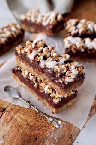 Vegane und glutenfreie Energieriegel selber machen Vegane und glutenfreie Energieriegel selber machen