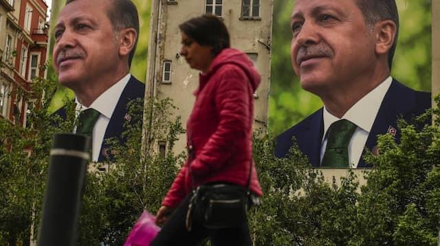 Ergebnisse der Türkei-Wahlen: Erdogan vor Kilicdaroglu, aber keine absolute Mehrheit Ergebnisse der Türkei-Wahlen: Erdogan vor Kilicdaroglu, aber keine absolute Mehrheit