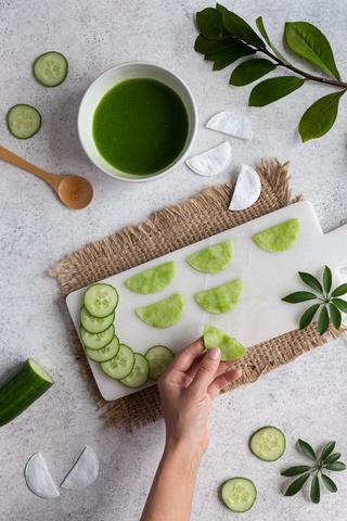 Schnelle Lösung gegen geschwollene Augen: DIY Augenpads mit Gurke Schnelle Lösung gegen geschwollene Augen: DIY Augenpads mit Gurke