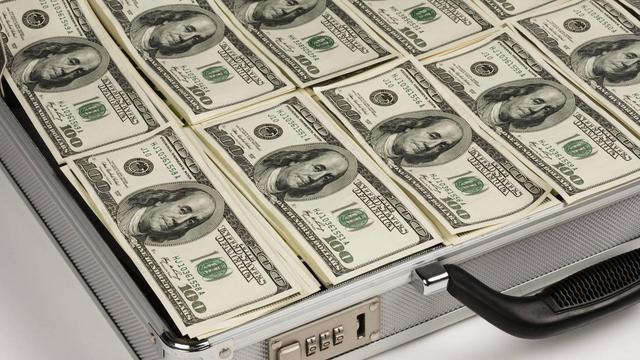 Ermittlungen gegen Oligarchen: Hintergründe zu den aktuellen Geldwäsche-Verdachtsfällen Ermittlungen gegen Oligarchen: Hintergründe zu den aktuellen Geldwäsche-Verdachtsfällen