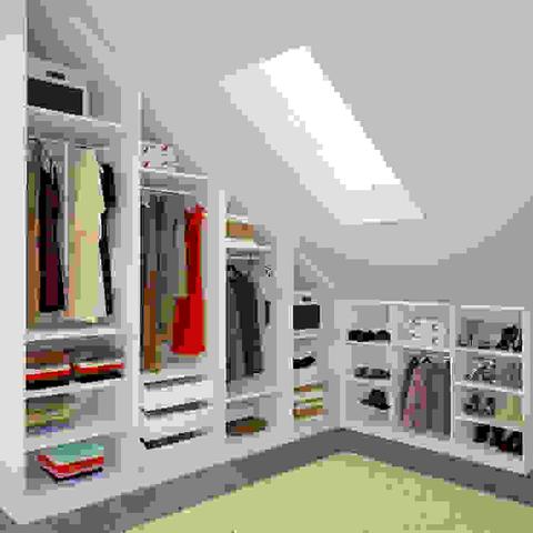 Maßgeschneiderte Lösungen: Kleiderschrank selbst gestalten Maßgeschneiderte Lösungen: Kleiderschrank selbst gestalten