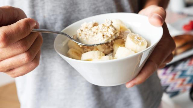 Magenschleimhautentzündung: Ernährungstipps für eine schmerzlindernde Diät Magenschleimhautentzündung: Ernährungstipps für eine schmerzlindernde Diät