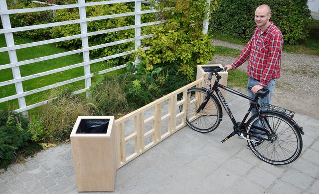 Clevere Lösung: So können Sie einen platzsparenden Fahrradständer selbst herstellen Clevere Lösung: So können Sie einen platzsparenden Fahrradständer selbst herstellen