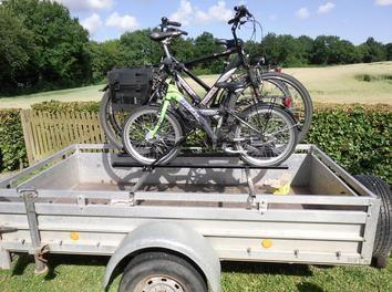 Schritt-für-Schritt: Bau eines DIY-Fahrradträgers für den PKW-Anhänger Schritt-für-Schritt: Bau eines DIY-Fahrradträgers für den PKW-Anhänger