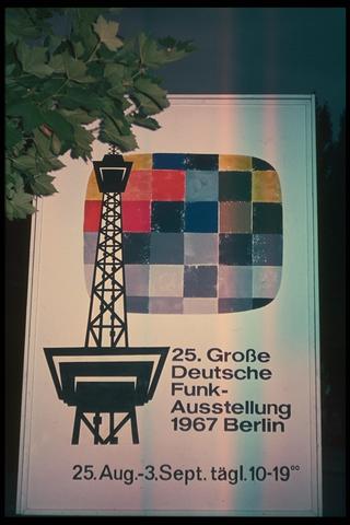 Vom Schwarz-Weiß zum Farbfernsehen: Die Geschichte der ersten Farbausstrahlung in Deutschland