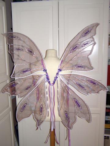 Kreative Idee: Zauberhafte Feenflügel zum Selbermachen für kleine Gäste