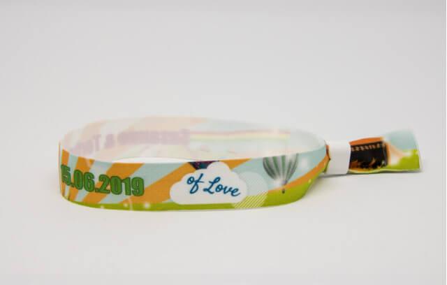 Individuelle Festivalbänder gestalten: Zeige deine Persönlichkeit auf Festivals