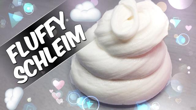 Kreatives Basteln mit Kindern: Herbstlicher Fluffy Slime zum Selbermachen