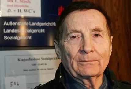 Gesundheitliche Herausforderungen und neue Liebe: Aktuelles zu Freddy Quinn Gesundheitliche Herausforderungen und neue Liebe: Aktuelles zu Freddy Quinn