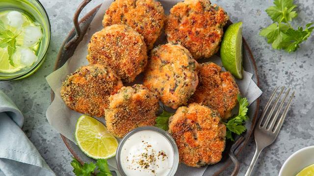 Leckeres Rezept für selbstgemachte Fischfrikadellen Leckeres Rezept für selbstgemachte Fischfrikadellen