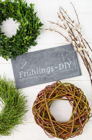 DIY Türkranz Frühling: Schöne Kränze aus Naturmaterialien selbst gestalten
