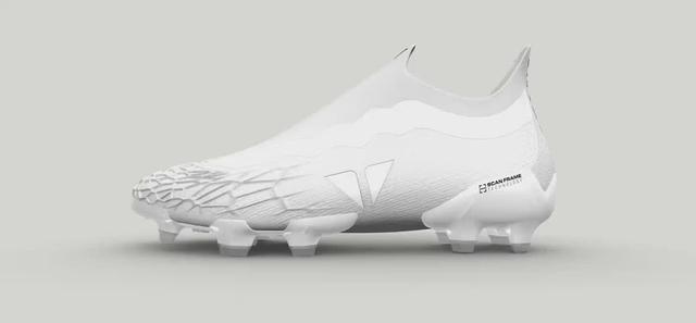 Maßgeschneiderte Fussballschuhe: Perfekte Passform und Null Energieverlust dank einzigartiger Technologie Maßgeschneiderte Fussballschuhe: Perfekte Passform und Null Energieverlust dank einzigartiger Technologie