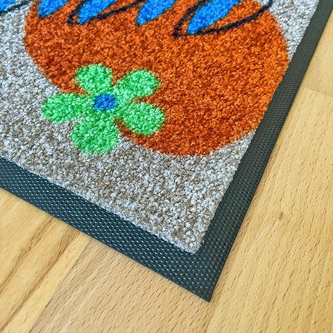 Werbung mit Fußmatten: Effektives Marketing durch selbst gestaltete Logomatten