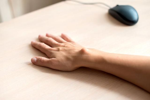 Wann sollten Sie zum Arzt gehen bei einem Ganglion am Finger? Wann sollten Sie zum Arzt gehen bei einem Ganglion am Finger?
