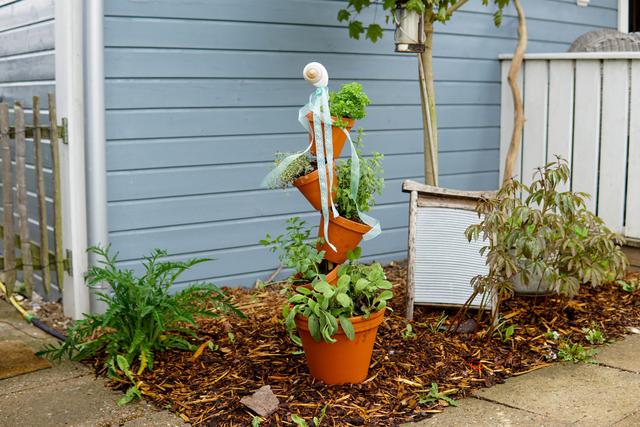 Nachhaltige Gartendeko selber machen: Einfache DIY-Ideen für den Sommer