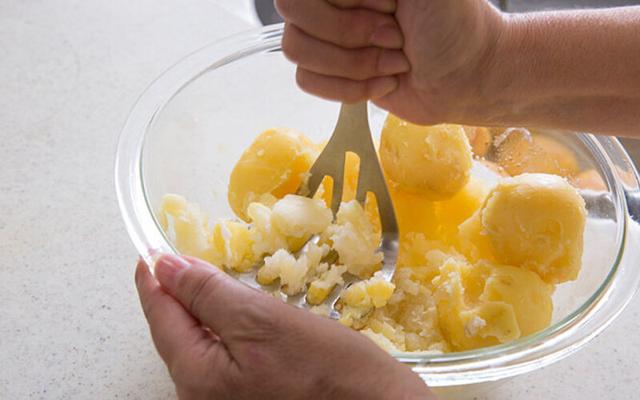 Schonkost nach der Weisheitszahn-OP: Welches Essen ist erlaubt?