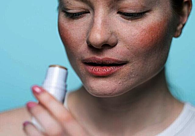 Risiken und Folgen: Was passiert, wenn man abgelaufene Salbe benutzt? Risiken und Folgen: Was passiert, wenn man abgelaufene Salbe benutzt?