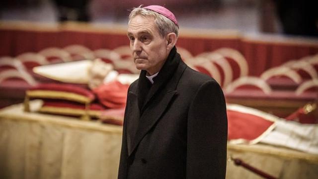 Georg Gänswein: Aktuelle Tätigkeiten und Pläne nach dem Vatikan Georg Gänswein: Aktuelle Tätigkeiten und Pläne nach dem Vatikan