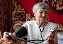 Die Bedeutung der Geriatrie: Spezialdisziplin für die Versorgung alter Menschen Die Bedeutung der Geriatrie: Spezialdisziplin für die Versorgung alter Menschen