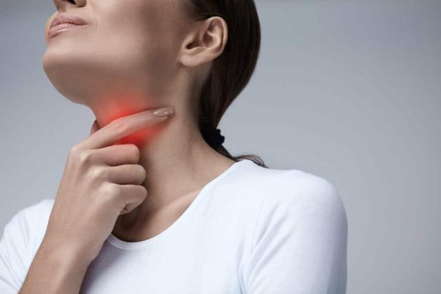 Was tun bei einseitig geschwollenen Lymphknoten im Hals? Was tun bei einseitig geschwollenen Lymphknoten im Hals?