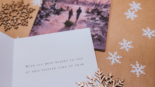 Persönliche Grüße mit selbstgestalteten Weihnachtskarten versenden Persönliche Grüße mit selbstgestalteten Weihnachtskarten versenden