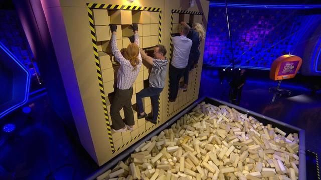 Überraschender Sieg bei "Denn sie wissen nicht, was passiert" 2023: Andrea Sawatzki und Jan Josef Liefers gewinnen die Show Überraschender Sieg bei "Denn sie wissen nicht, was passiert" 2023: Andrea Sawatzki und Jan Josef Liefers gewinnen die Show