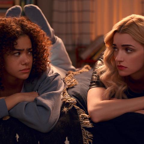 "Ginny & Georgia": Neue Staffel bestätigt - Wann geht es weiter? "Ginny & Georgia": Neue Staffel bestätigt - Wann geht es weiter?