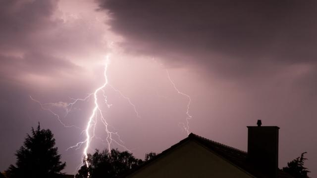 Aktuelles Wetter für morgen: Gewitter und Regenschauer erwartet Aktuelles Wetter für morgen: Gewitter und Regenschauer erwartet