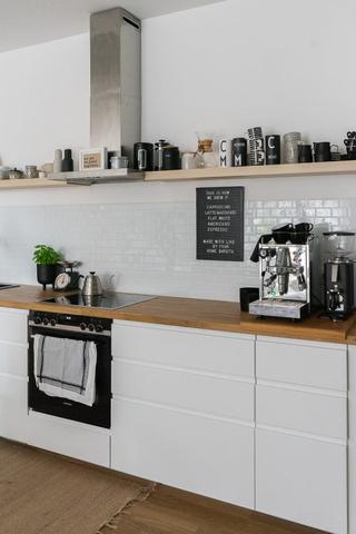 Praktische Tipps zum Eigenbau einer Küche mit IKEA Korpusen Praktische Tipps zum Eigenbau einer Küche mit IKEA Korpusen