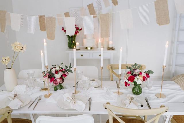 Sparsame Hochzeitsdeko: DIY Tischdekoration, die wenig kostet Sparsame Hochzeitsdeko: DIY Tischdekoration, die wenig kostet