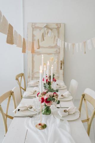 Günstig und stilvoll: DIY Tischdeko für die Hochzeit selber machen Günstig und stilvoll: DIY Tischdeko für die Hochzeit selber machen