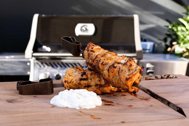 Schritt für Schritt zum perfekten Gyros-Spieß: Das Rezept zum Nachmachen