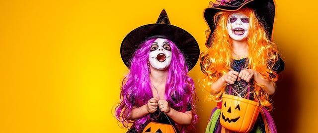 Schritt-für-Schritt-Anleitung: Damen-Hexenkostüm selber basteln